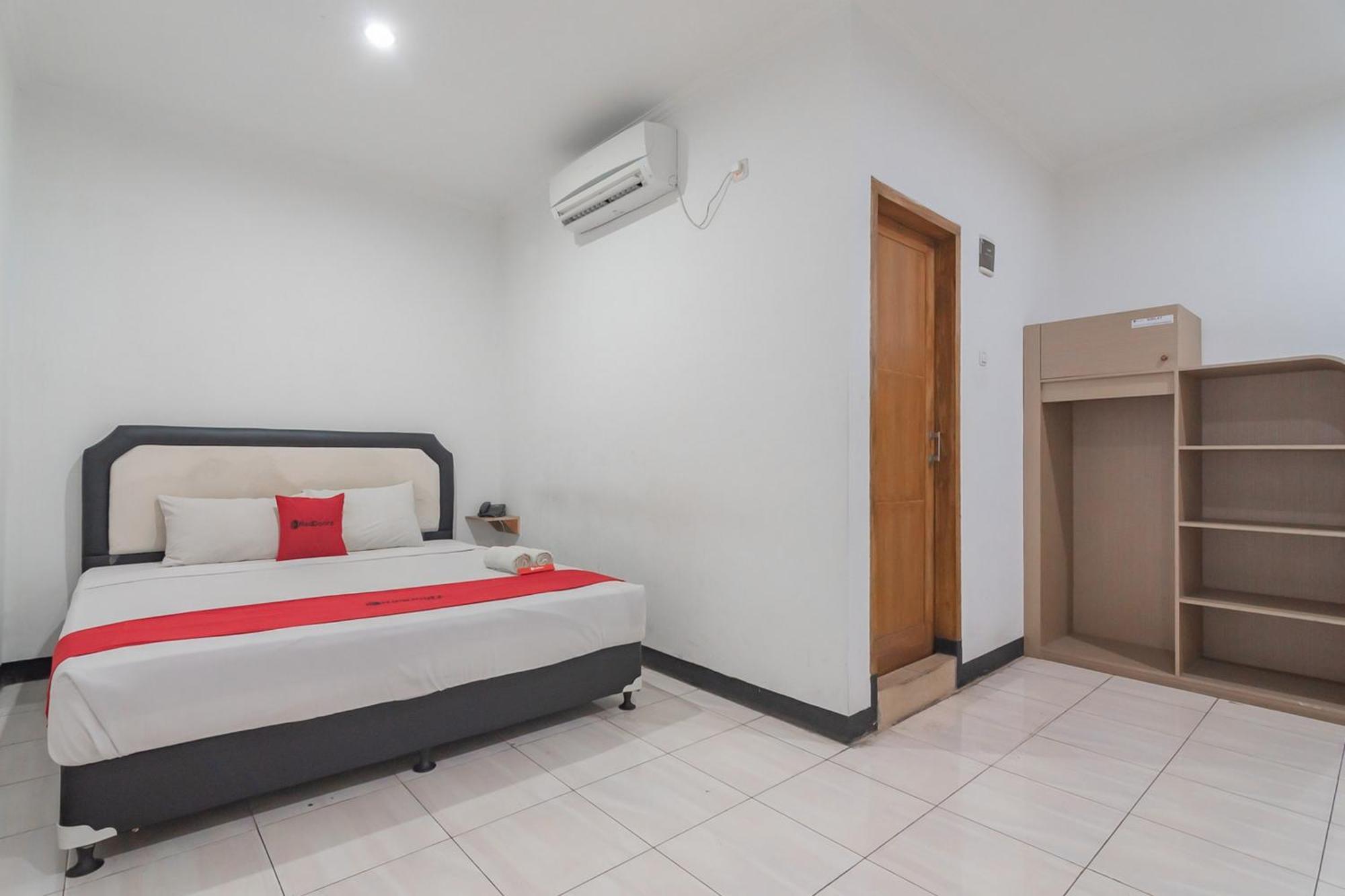 Reddoorz Near Sukabumi Station 2 Hotel Екстериор снимка