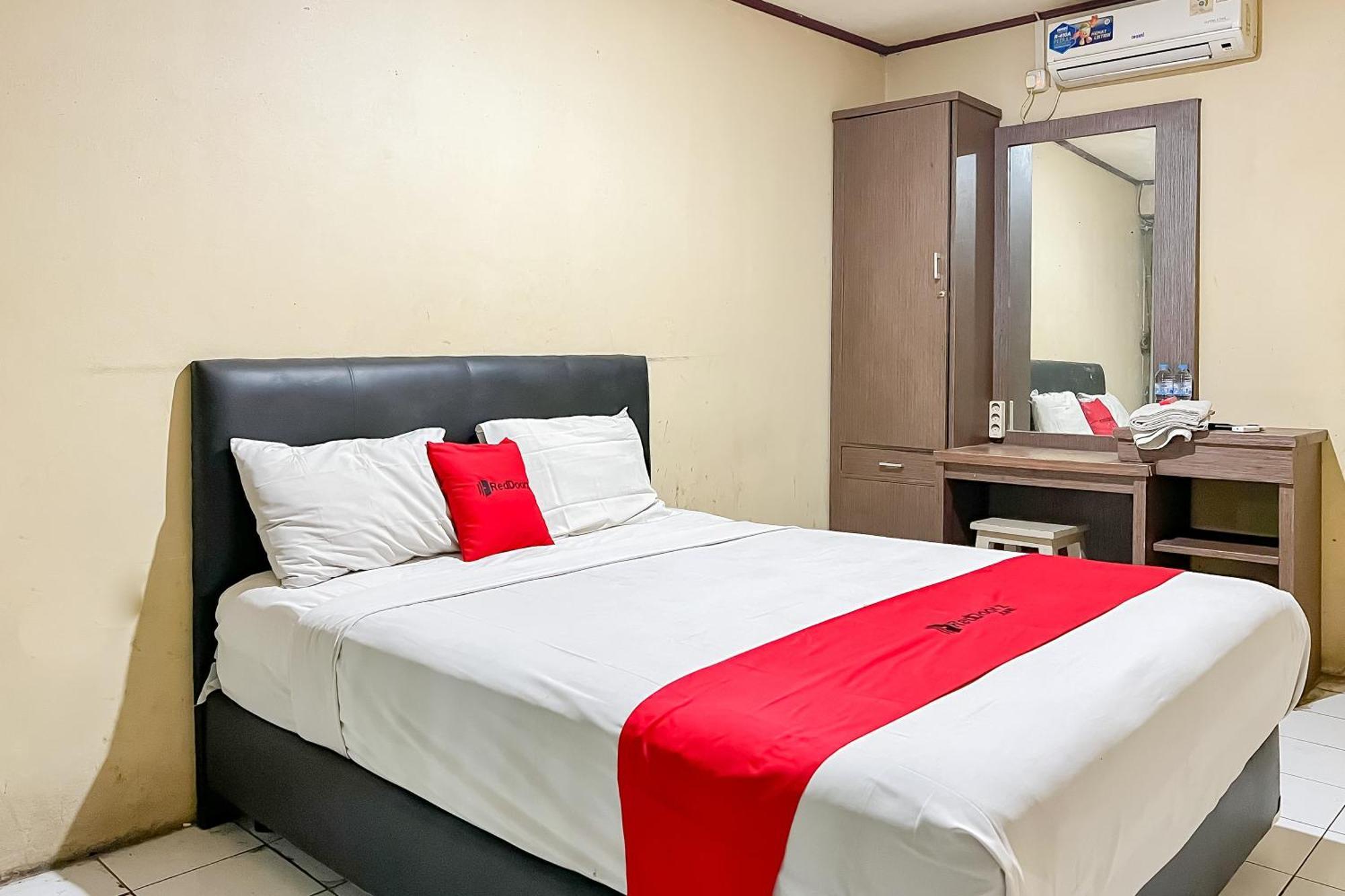 Reddoorz Near Sukabumi Station 2 Hotel Екстериор снимка