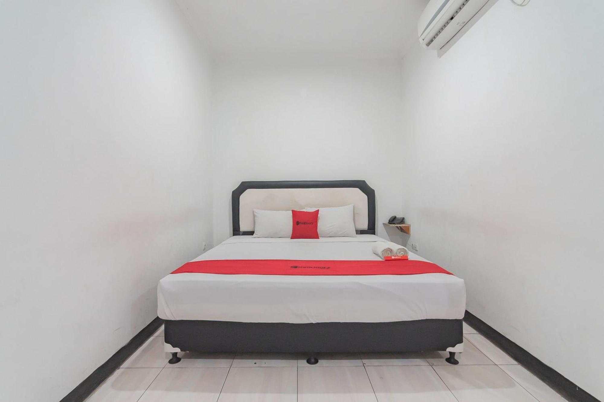 Reddoorz Near Sukabumi Station 2 Hotel Екстериор снимка