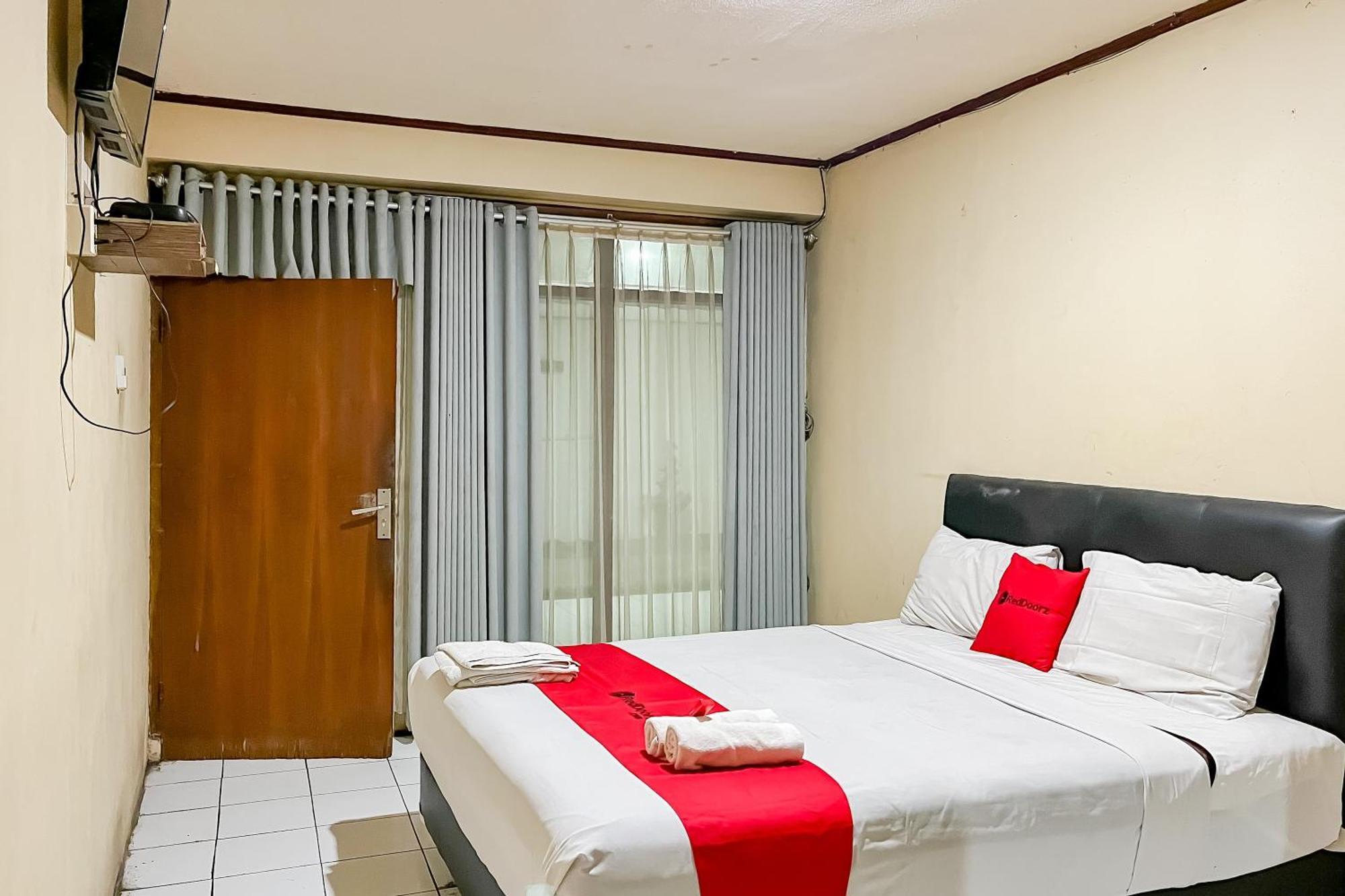 Reddoorz Near Sukabumi Station 2 Hotel Екстериор снимка