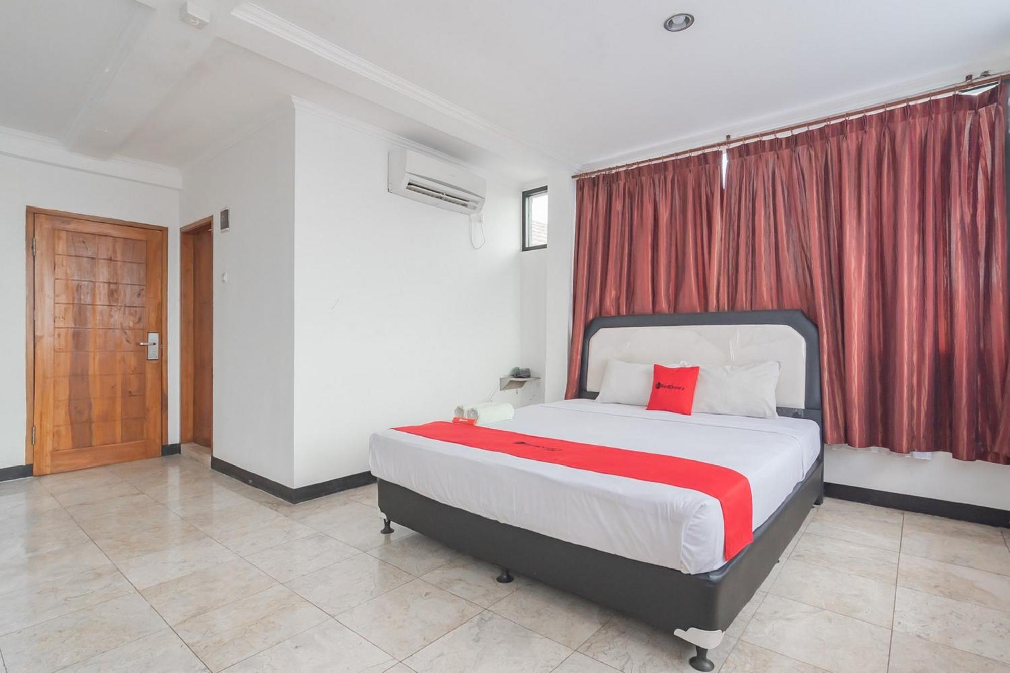 Reddoorz Near Sukabumi Station 2 Hotel Екстериор снимка